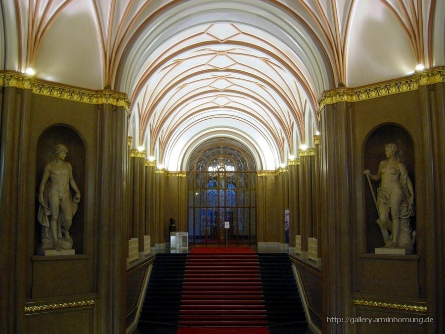 HDR rendering of the Berlin Rathaus
