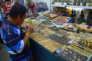 Amulet Market