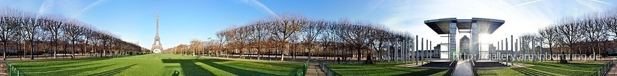 Tour Eiffel and Wall of Peace 360° Panorama