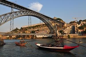 Ponte Dom Luis in the evening