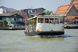 Ferry over the Chao Phraya